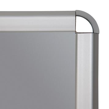 Stalak za postere, profil 32 mm, sa zaobljenim uglovima, srebrno eloksiran